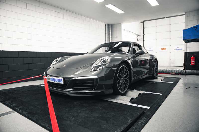 Porsche 911 Bench